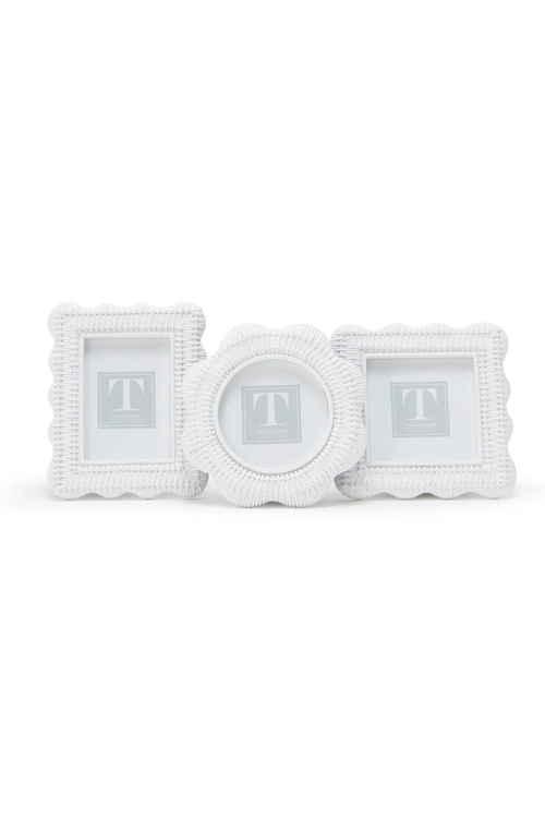 Scalloped Rattan Weave Picture Frame