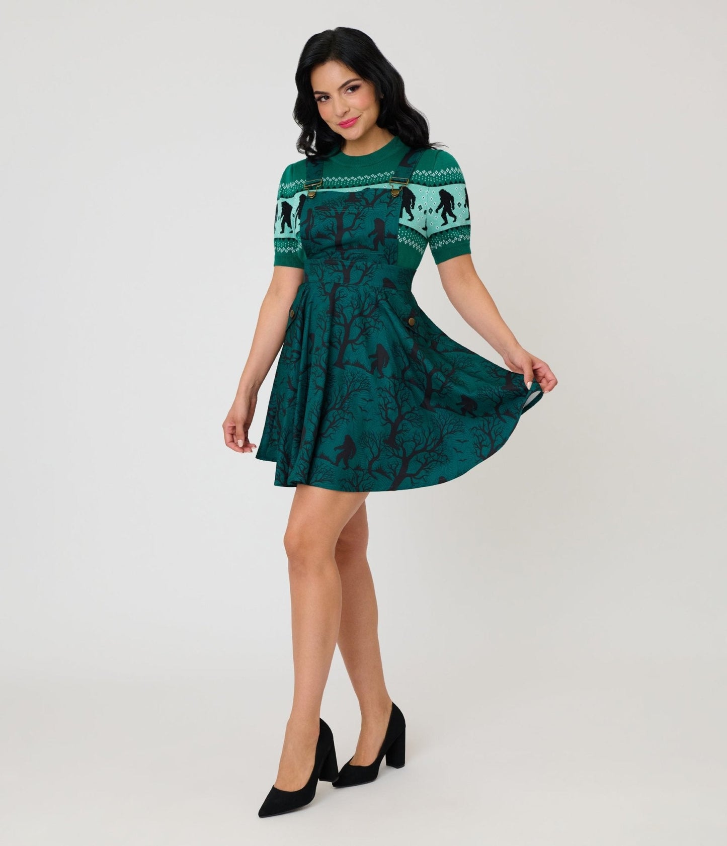 Unique Vintage Forest Green Sasquatch Brionne Pinafore Skirt